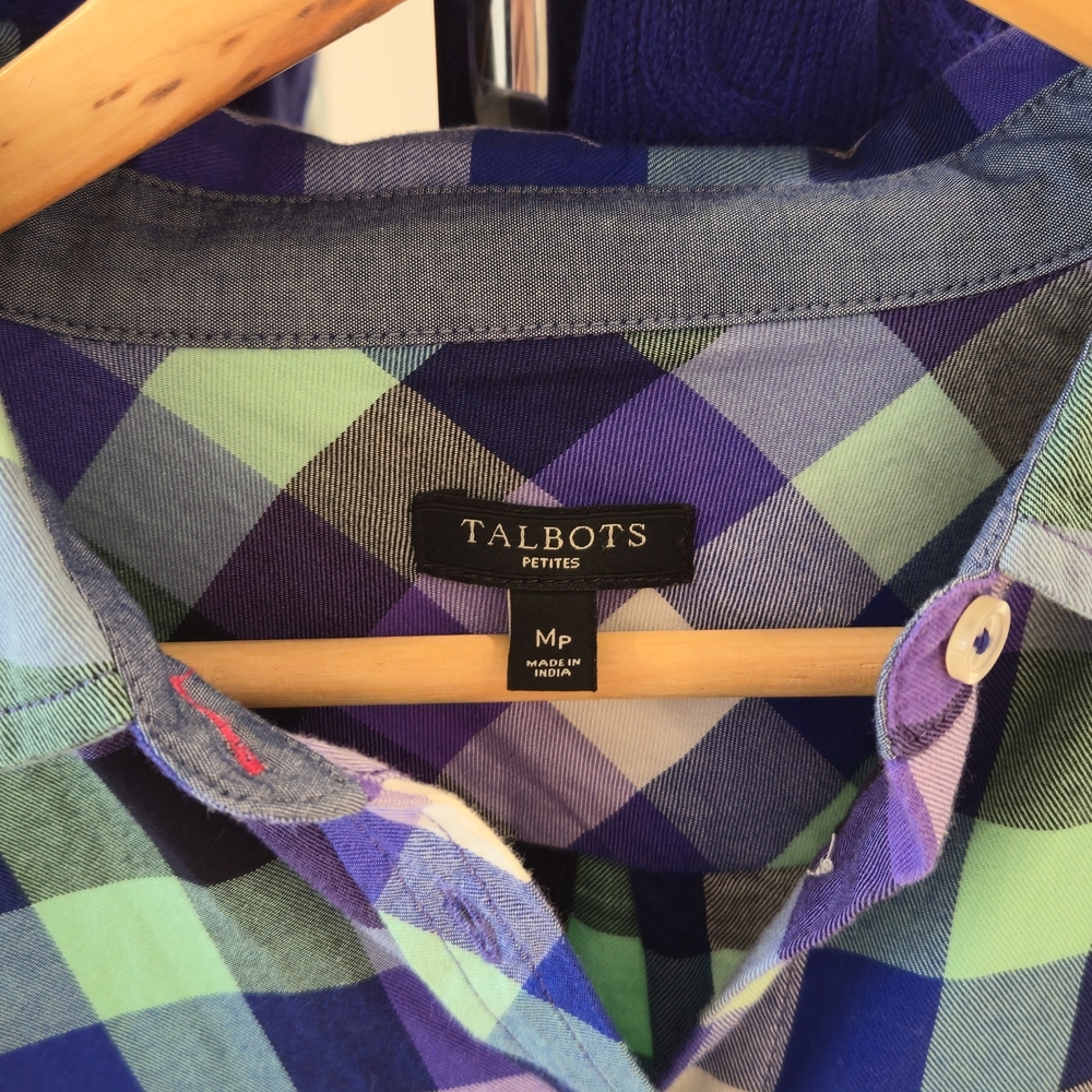 LIKE NEW Talbots Women's Plaid Button-Down Shirt Green, Purple, Blue - 8P - Picture 3 of 10